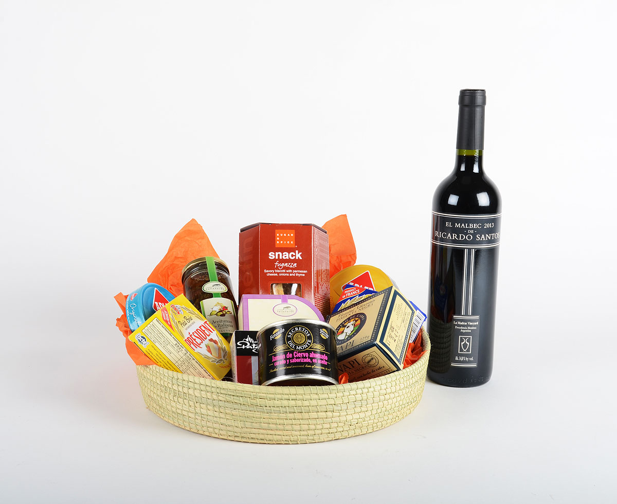 Wine & Cheese Canasta Gourmet